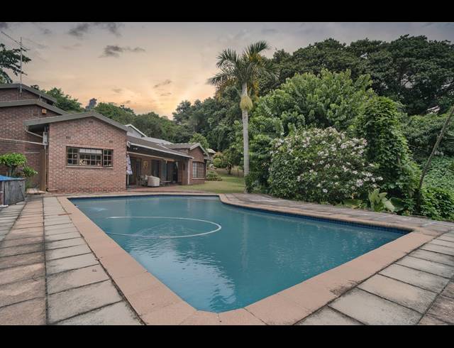 3 BEDROOM FREEHOLD SOLD IN BEVERLEY HILLS
